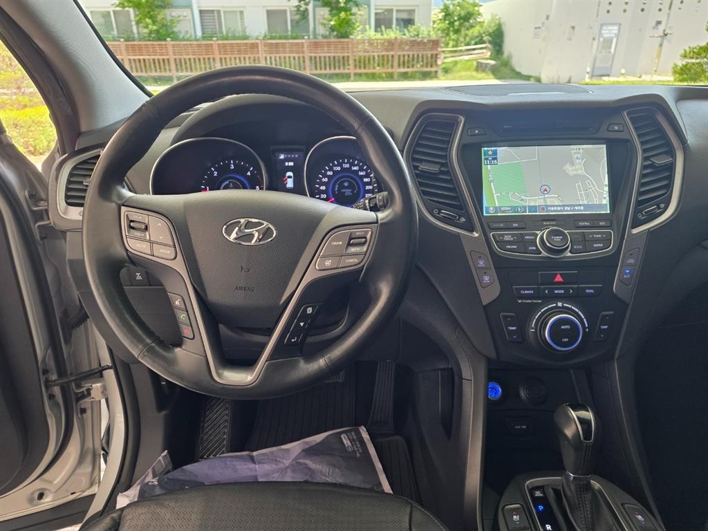 HYUNDAI Santa Fe - Vista 11