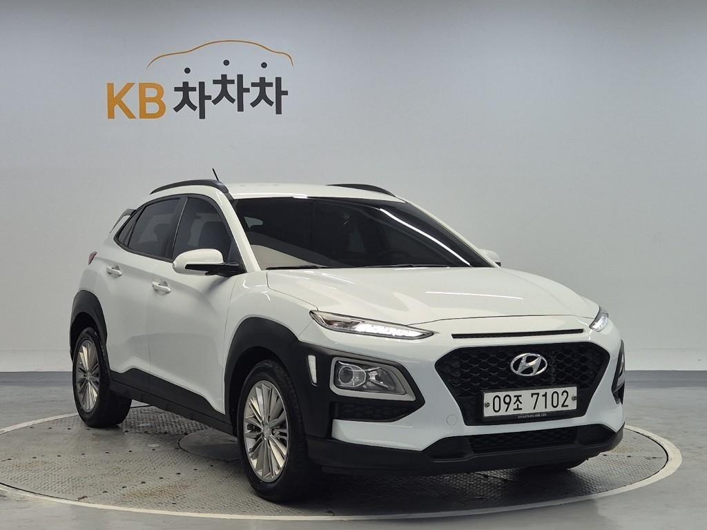 HYUNDAI Kona - Vista 4