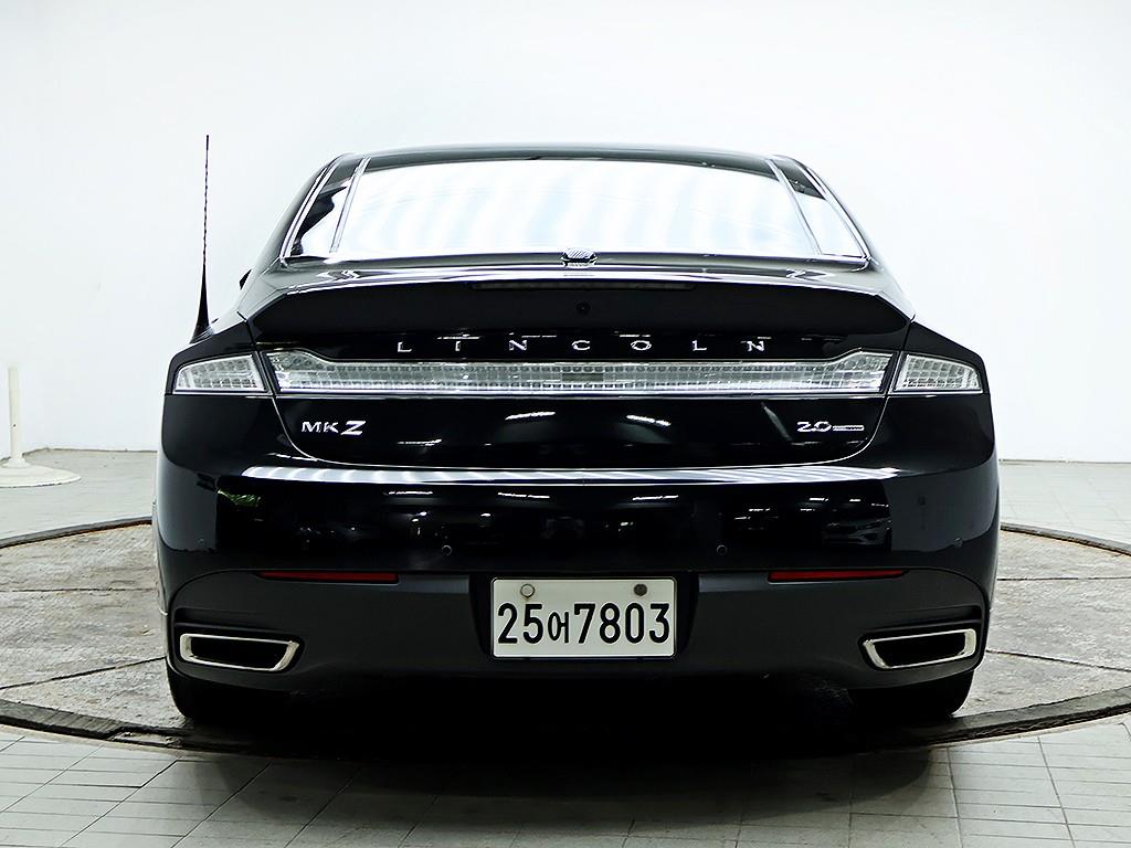 Lincoln MKZ - Vista 5