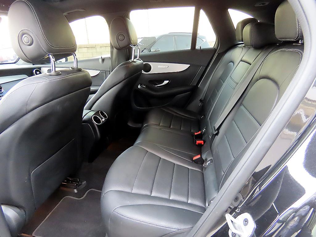 Mercedes Benz GLC Class - Vista 6