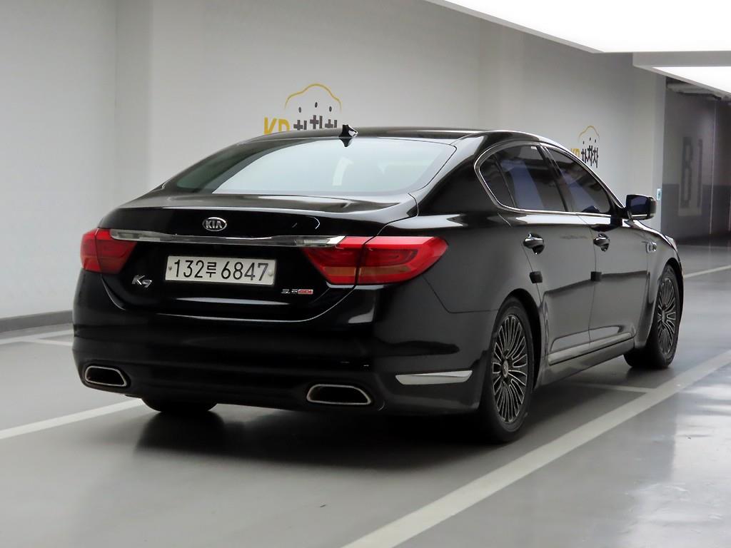 KIA K9 - Vista 4