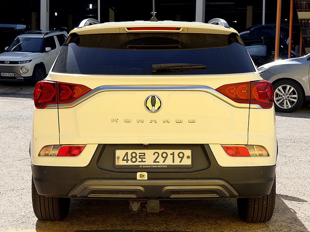 Ssangyong Korando - Vista 5