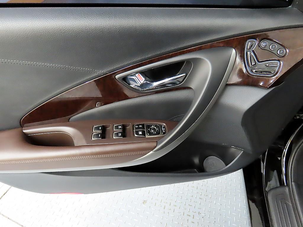 HYUNDAI Grandeur - Vista 11