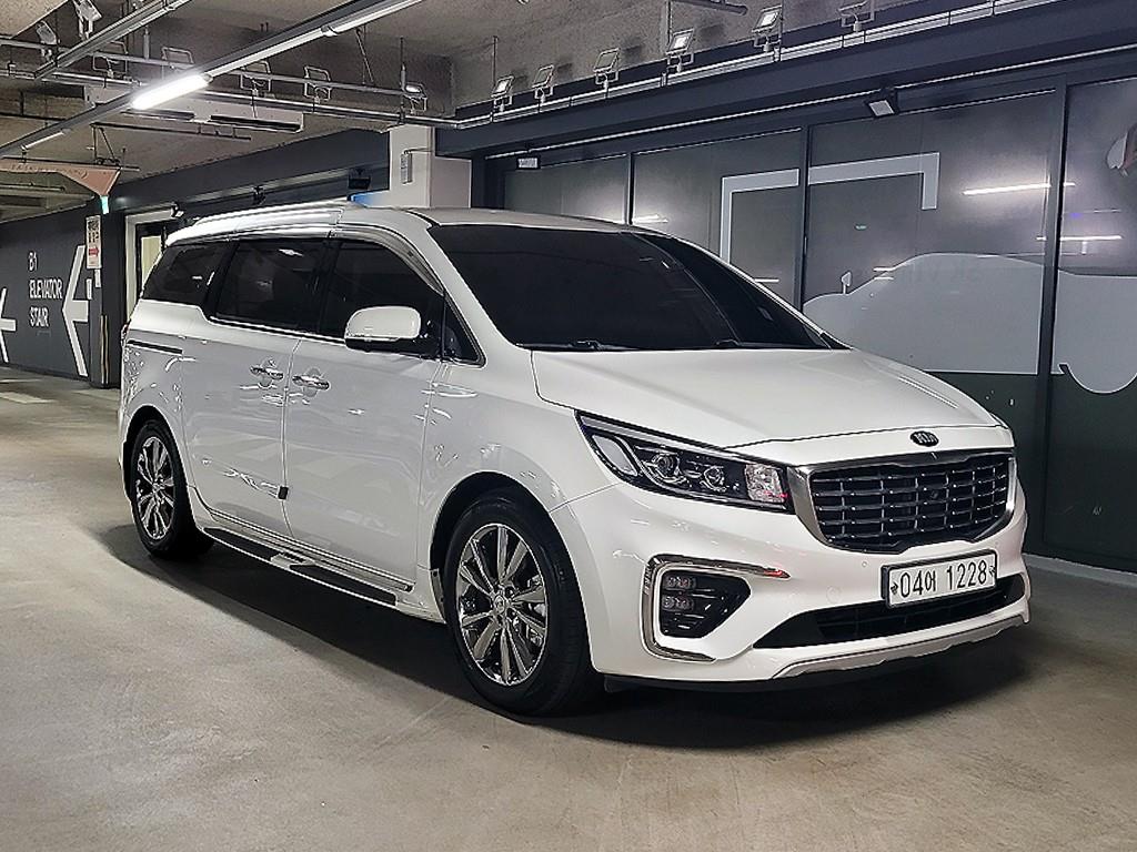 KIA Carnival 2019 Blanco - Importación desde Corea - HF Imports Iquique - Foto 1