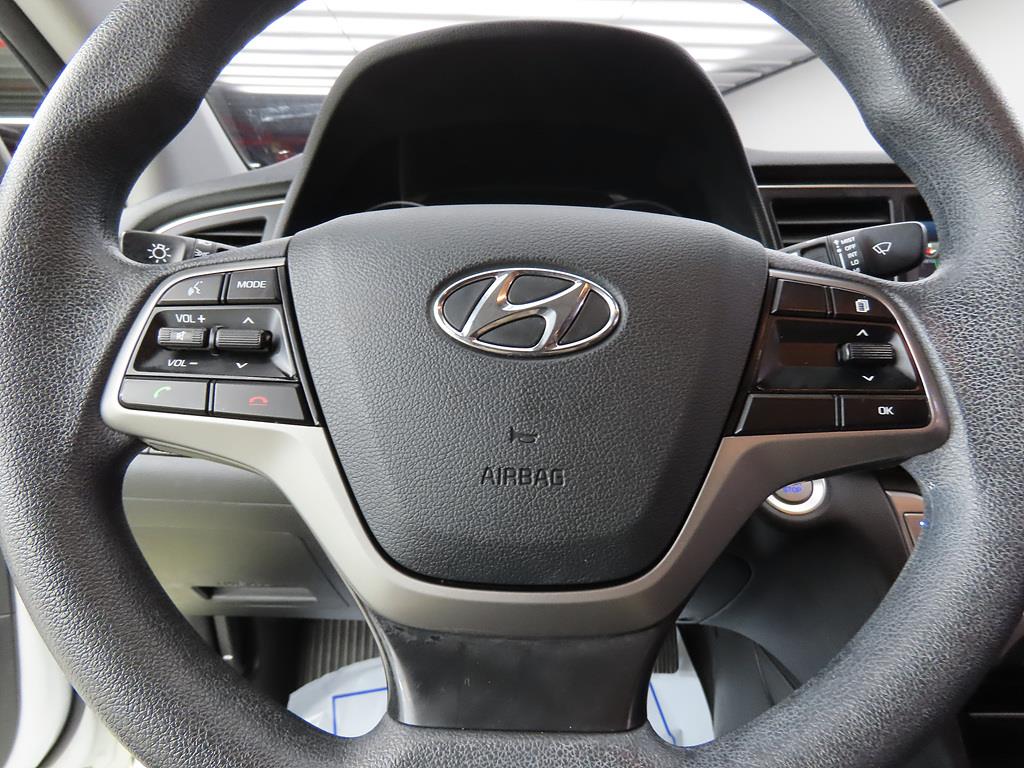 HYUNDAI Avante - Vista 8
