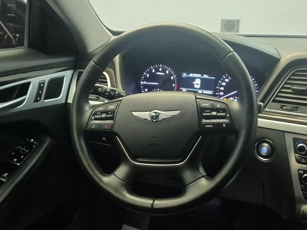 Genesis G80 - Vista 9