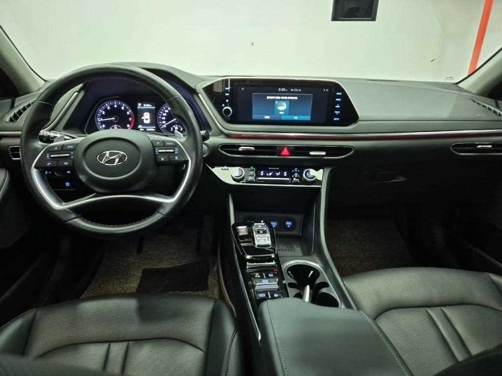 HYUNDAI Sonata - Vista 7