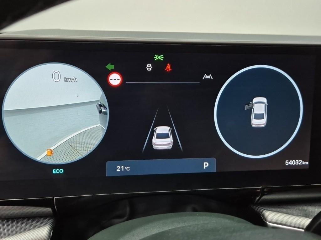 HYUNDAI Grandeur - Vista 5