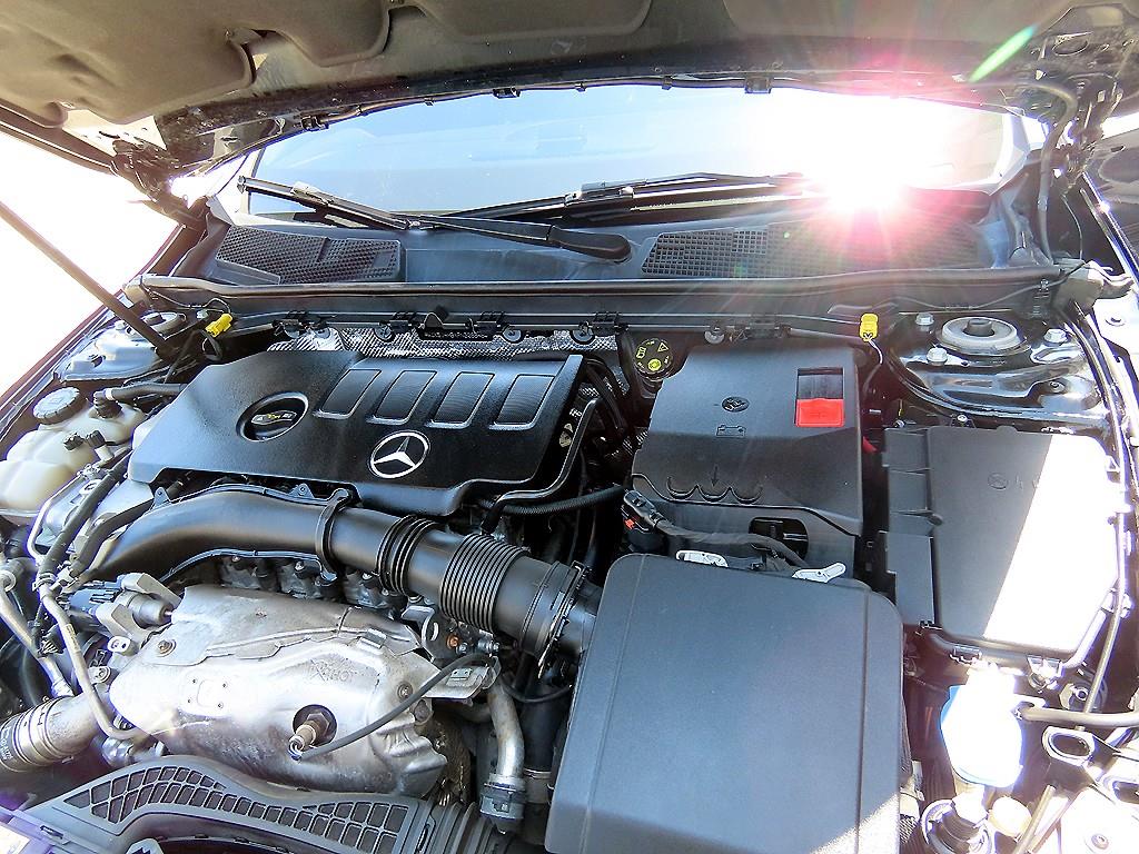 Mercedes Benz CLA Class 2023 Negro - Importación desde Corea - HF Imports Iquique - Foto 19