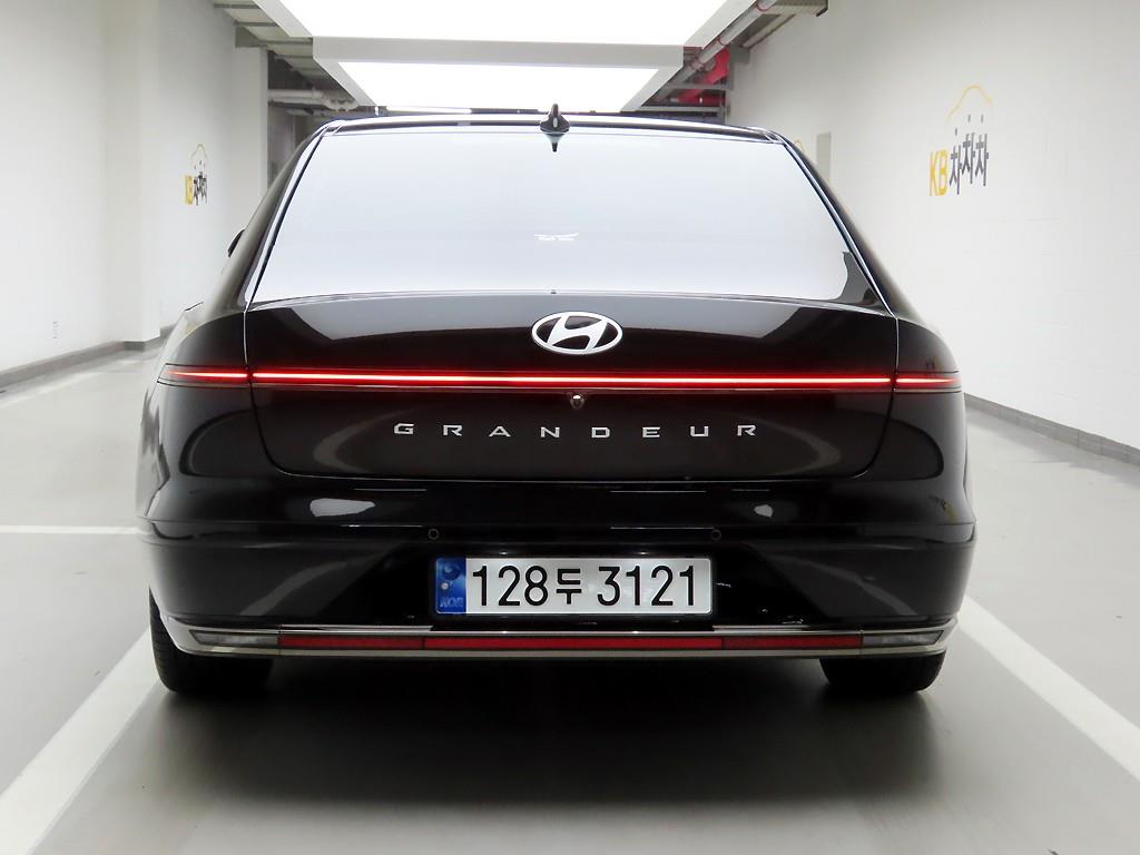 HYUNDAI Grandeur - Vista 4