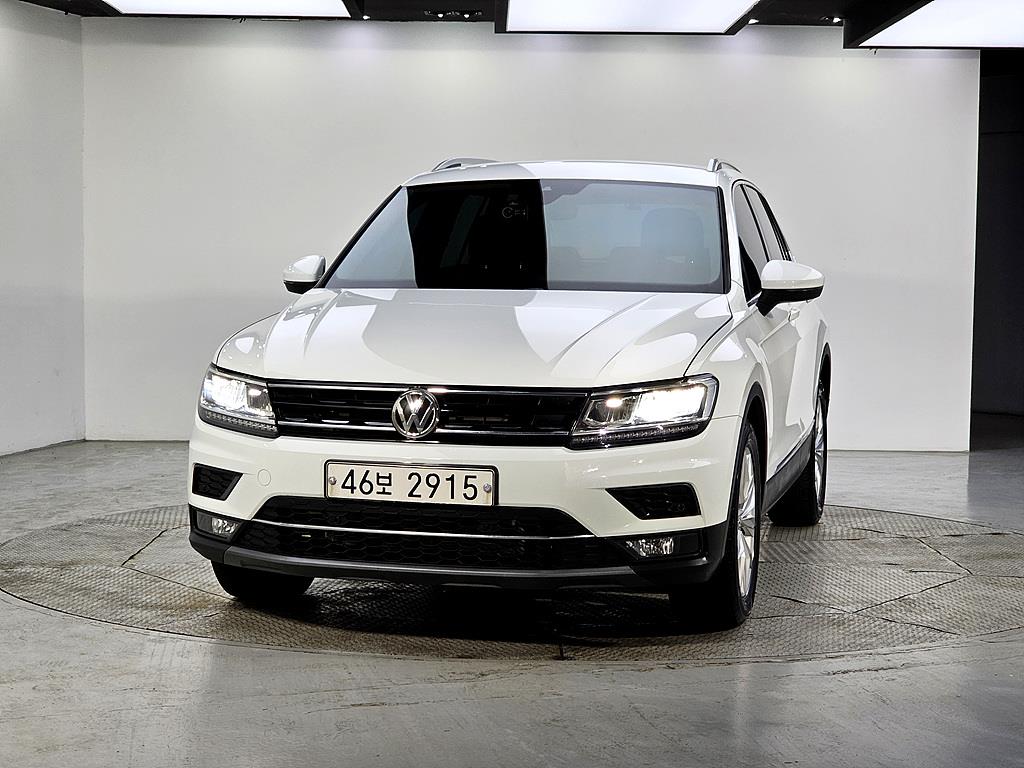 Volkswagen Tiguan - Vista 2
