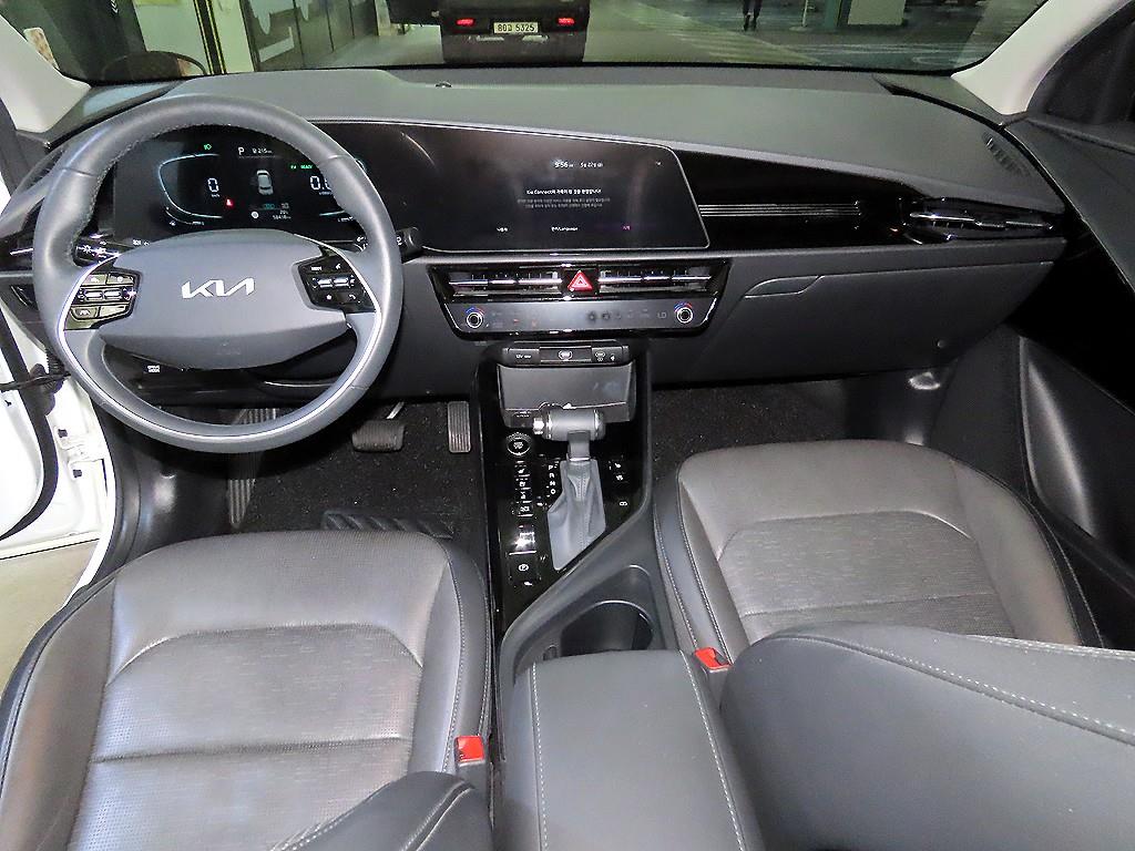 KIA Niro - Vista 10