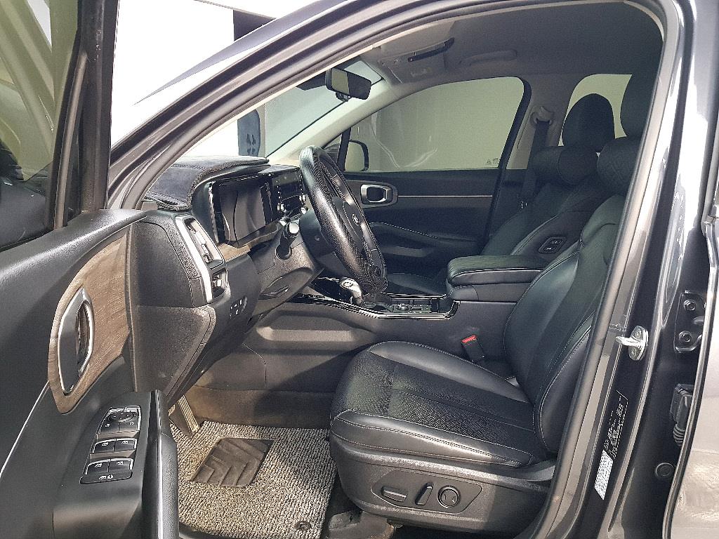 KIA Sorento - Vista 8