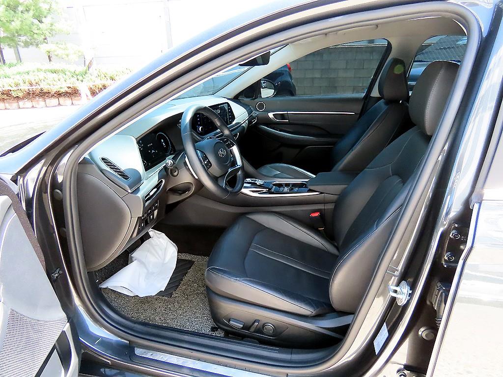 HYUNDAI Sonata - Vista 5