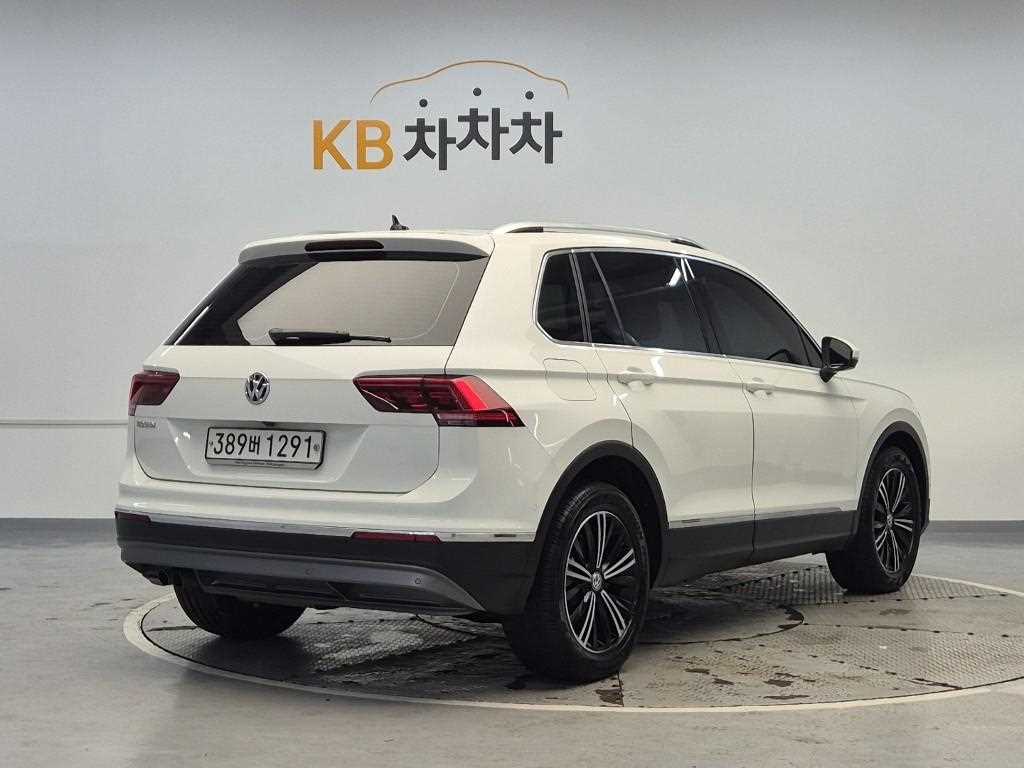 Volkswagen Tiguan - Vista 3