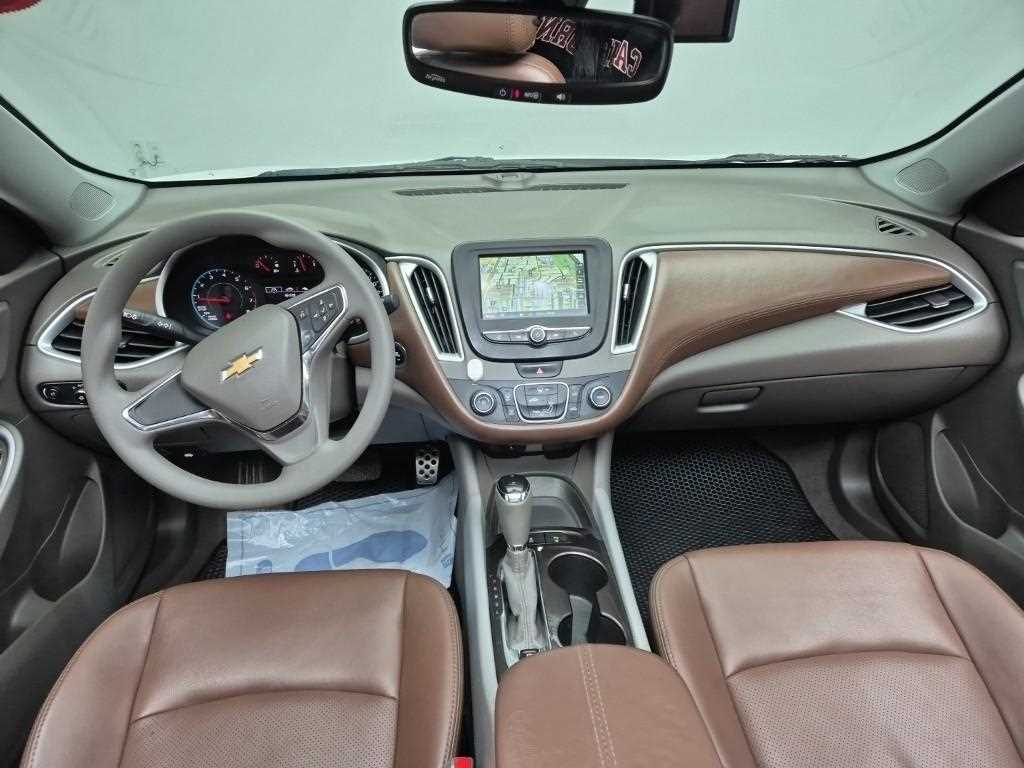Chevrolet Malibu - Vista 7