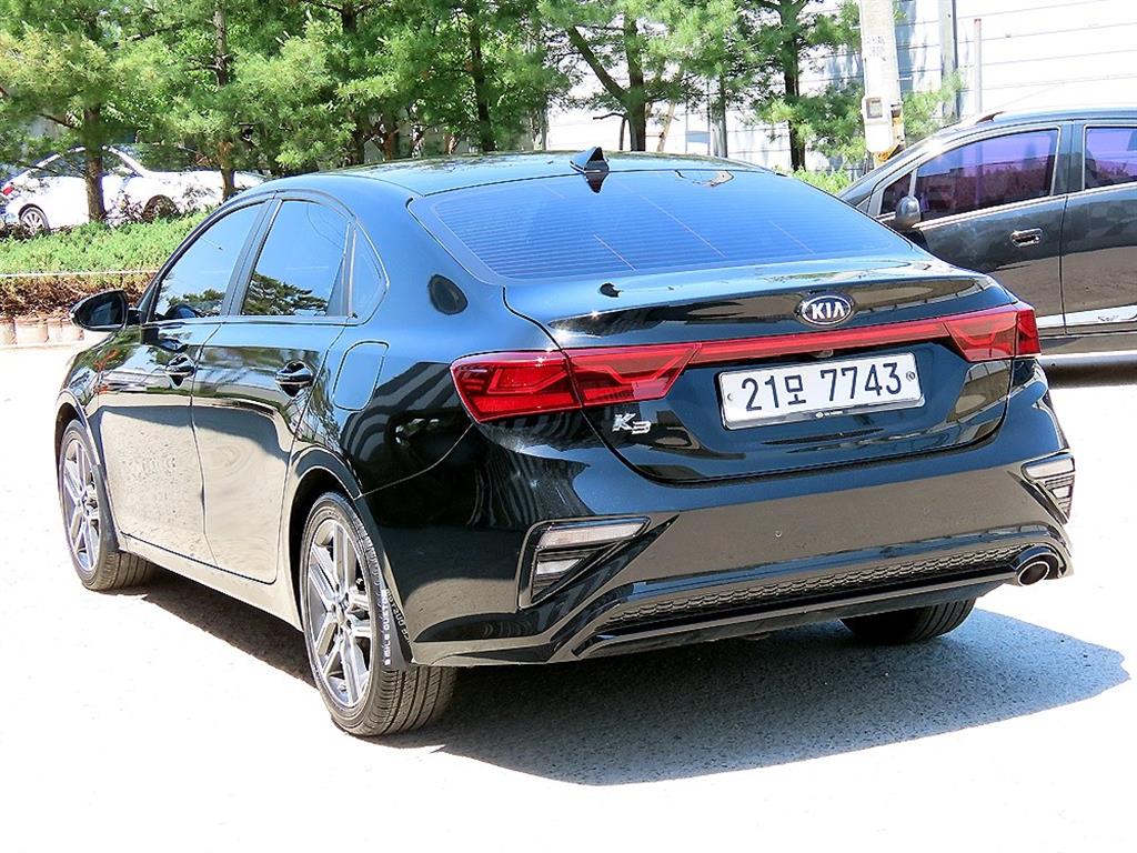 KIA K3 - Vista 3