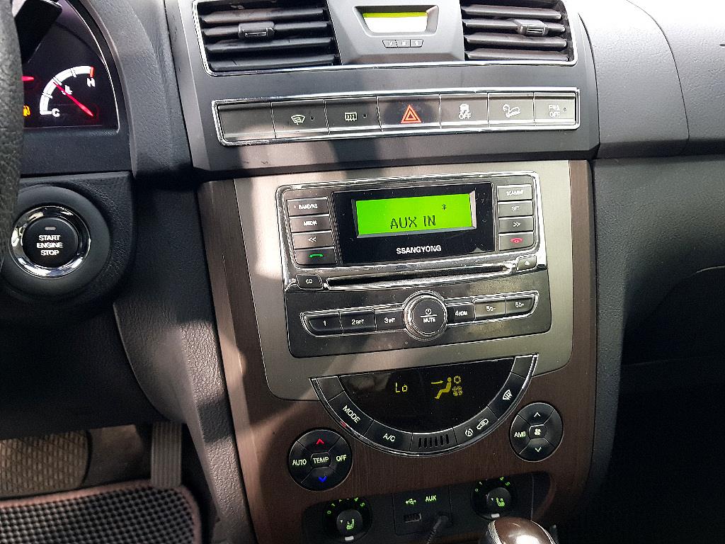 Ssangyong Rexton - Vista 12