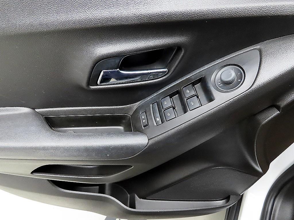 Chevrolet Trax - Vista 11