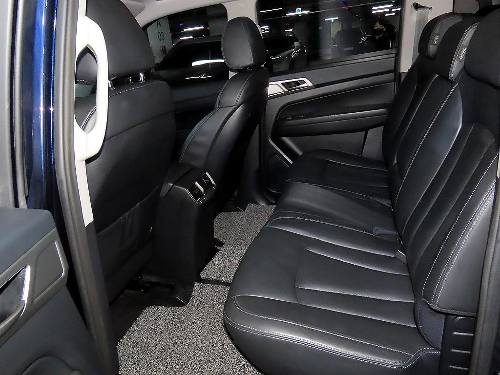 Ssangyong Rexton - Vista 7