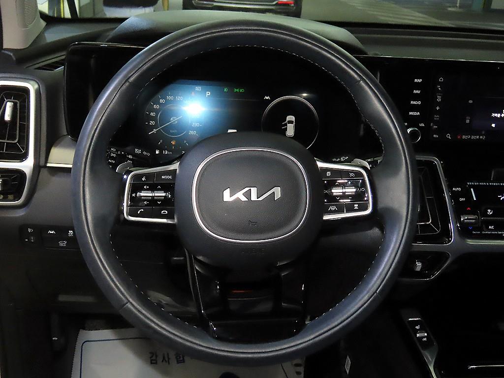 KIA Sorento - Vista 8