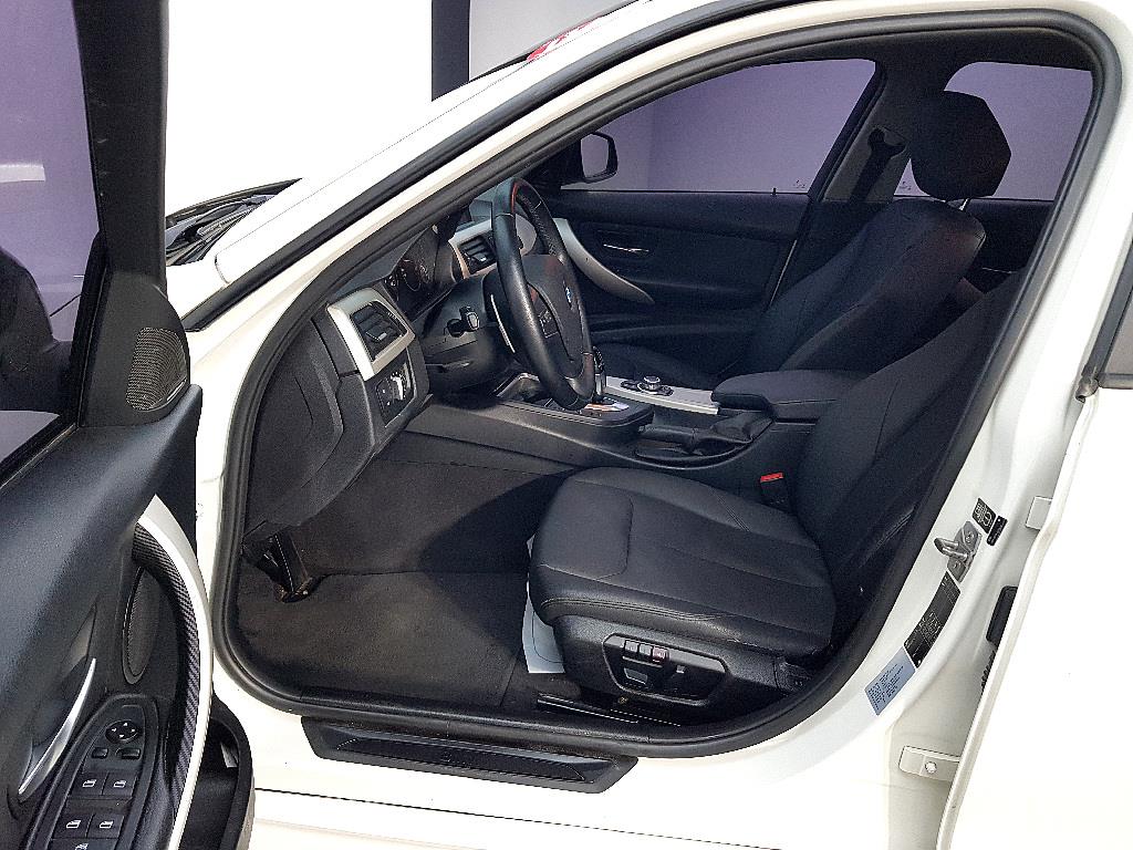 BMW 3 series - Vista 8