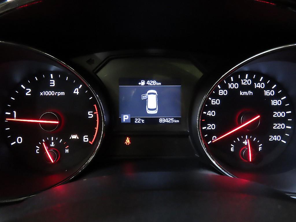 KIA Carnival - Vista 9