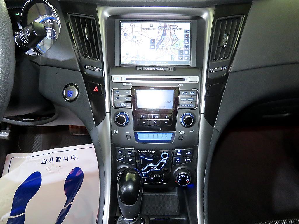 HYUNDAI Sonata - Vista 11