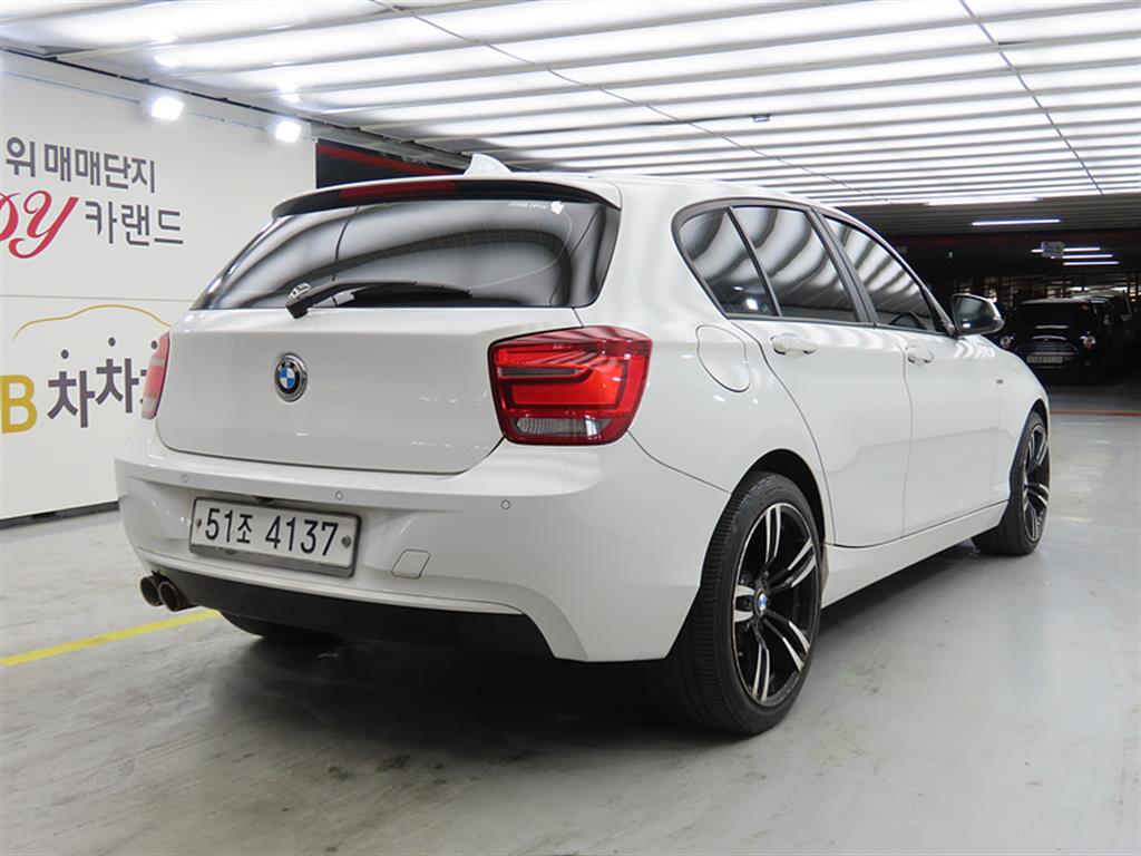 BMW 1 series - Vista 4