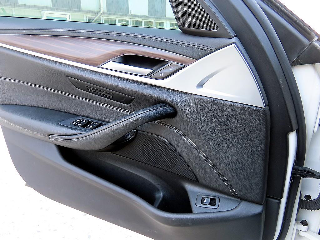 BMW 5 Series - Vista 12