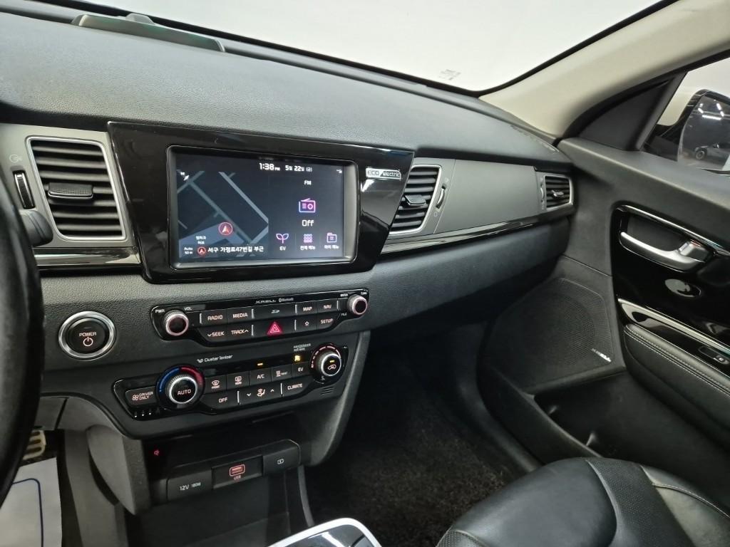 KIA Niro - Vista 10