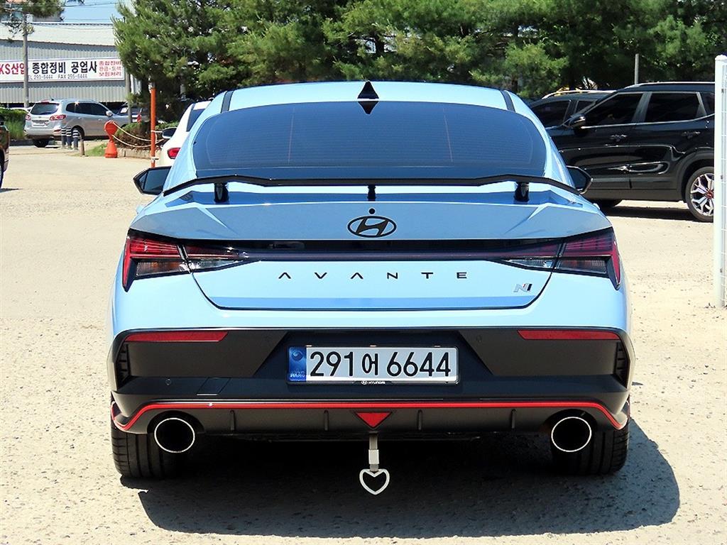 HYUNDAI Avante - Vista 4