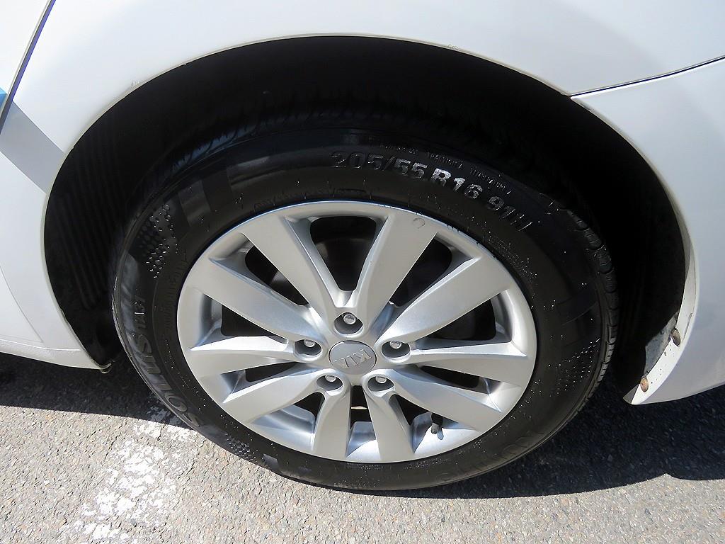 KIA K3 2013 Blanco - Importación desde Corea - HF Imports Iquique - Foto 19