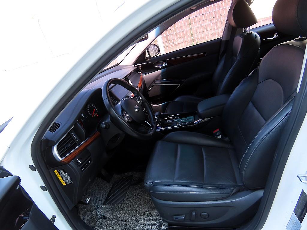 KIA K7 - Vista 5