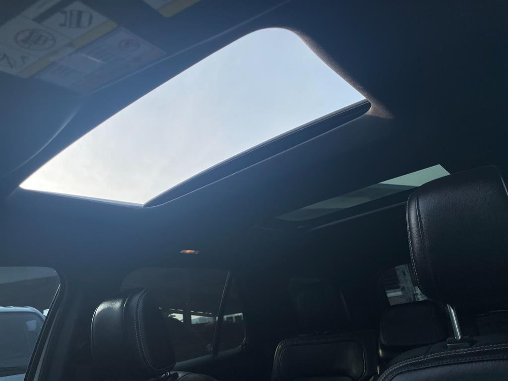 Ford Explorer - Vista 10