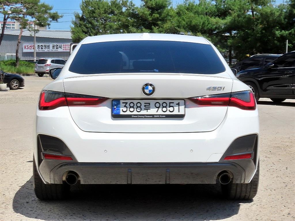 BMW 4 Series - Vista 4