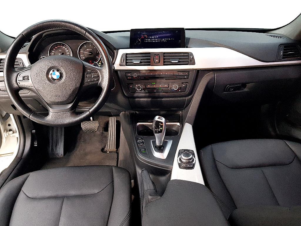 BMW 3 series - Vista 5