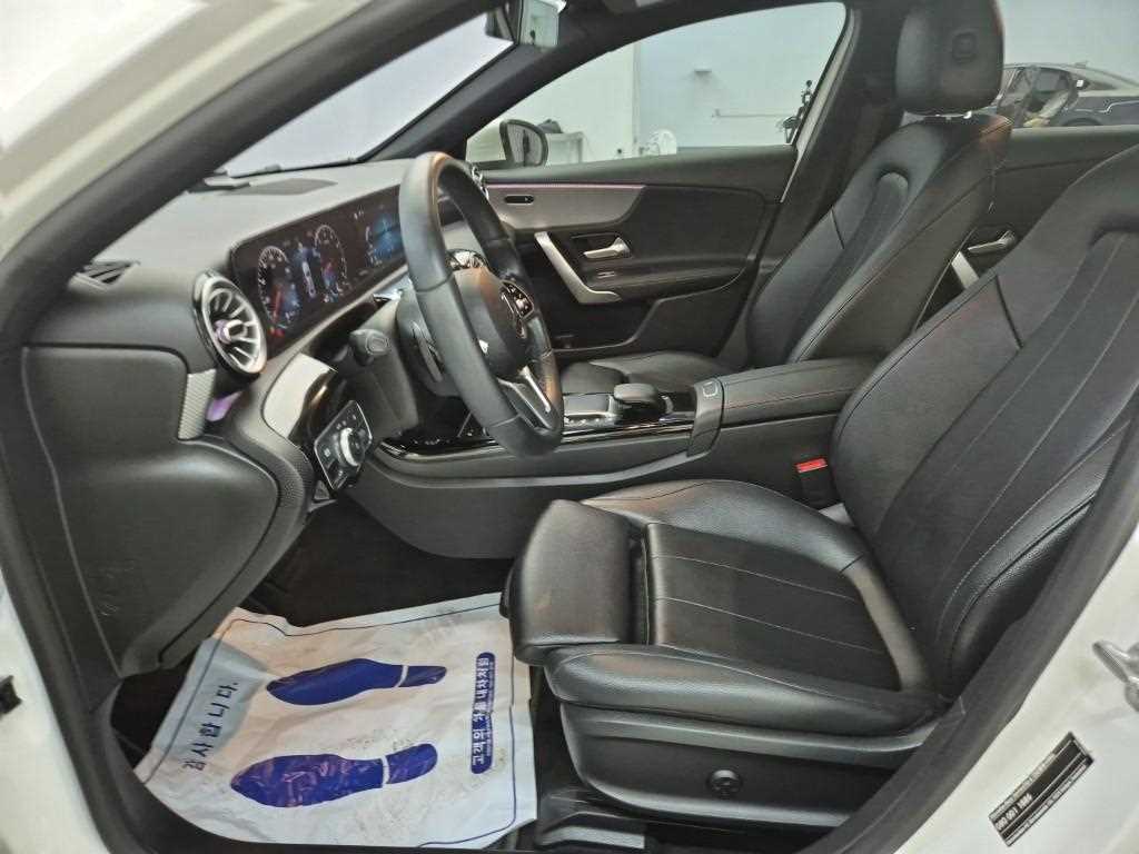 Mercedes Benz A Class - Vista 11