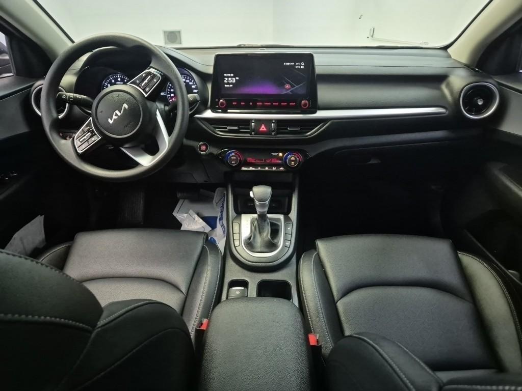 KIA K3 - Vista 5