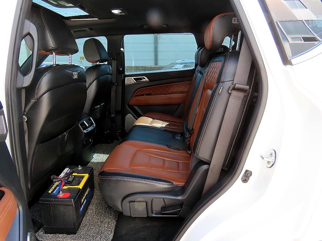 Ssangyong Rexton - Vista 6