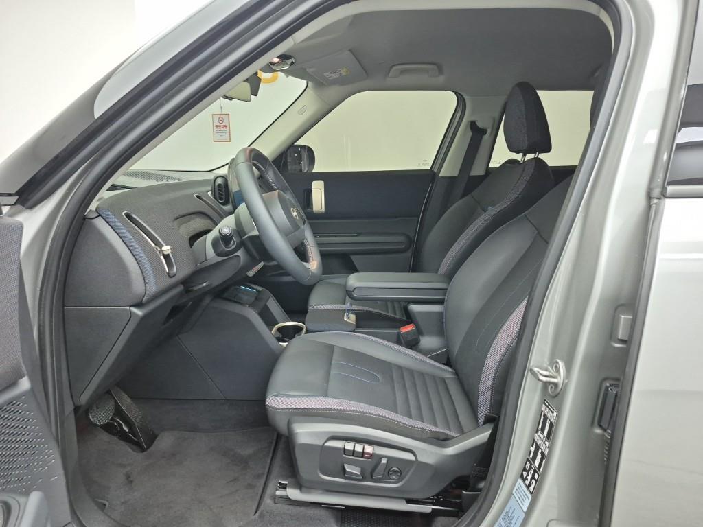 Mini Countryman - Vista 11