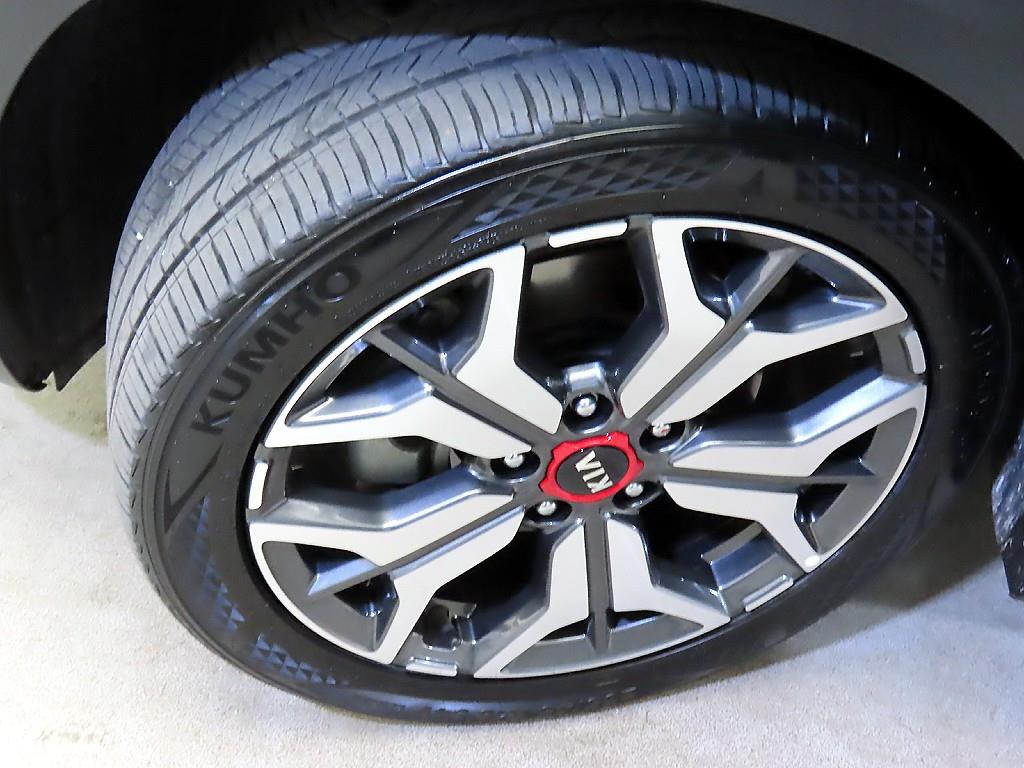 KIA Seltos 2022 Gris - Importación desde Corea - HF Imports Iquique - Foto 20