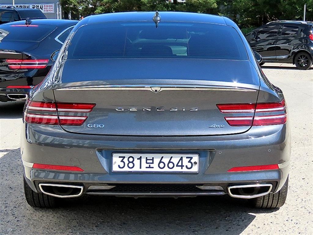Genesis G80 - Vista 4