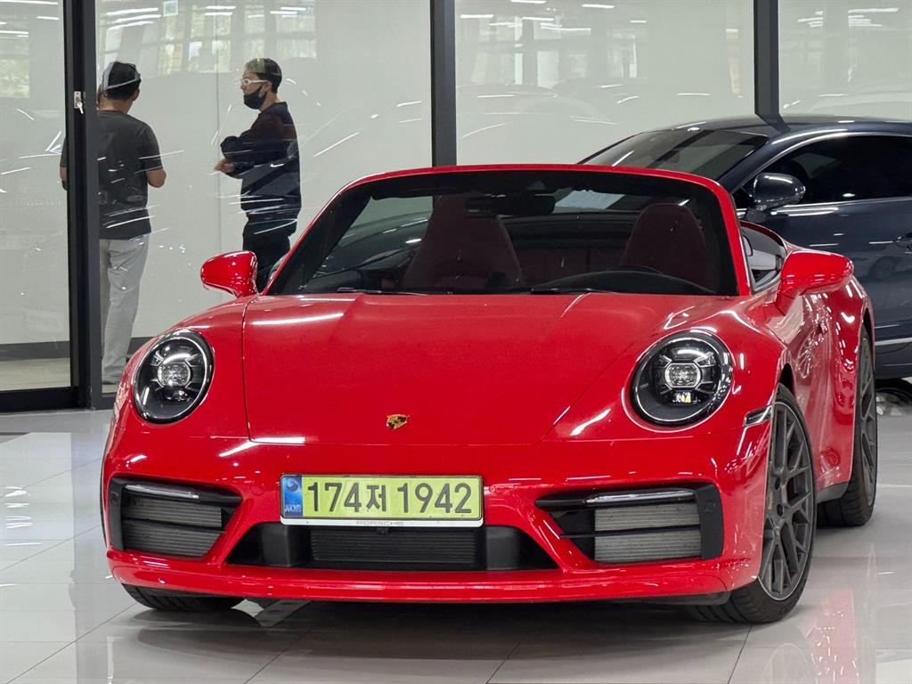 Porsche 911 2024 Rojo - Importación desde Corea - HF Imports Iquique - Foto 1