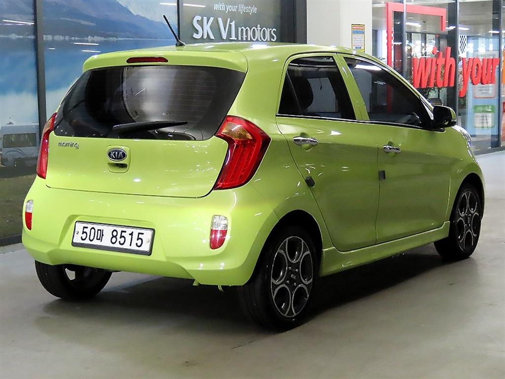 KIA Morning - Vista 4