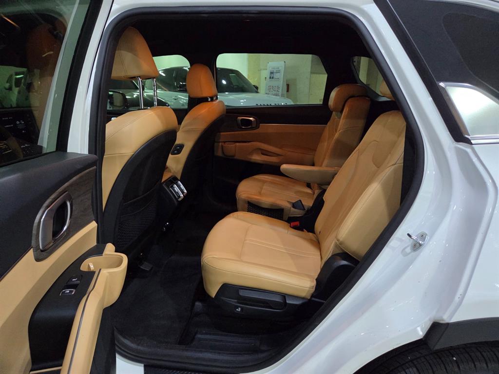 KIA Sorento - Vista 7