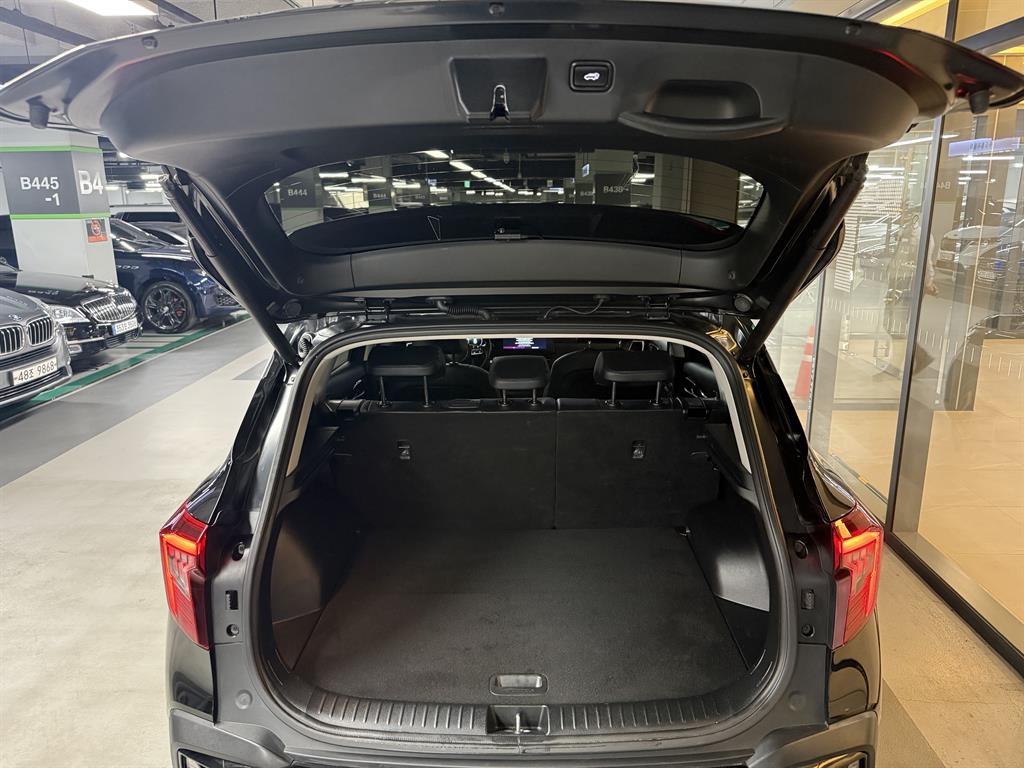 KIA Seltos 2023 Negro - Importación desde Corea - HF Imports Iquique - Foto 16