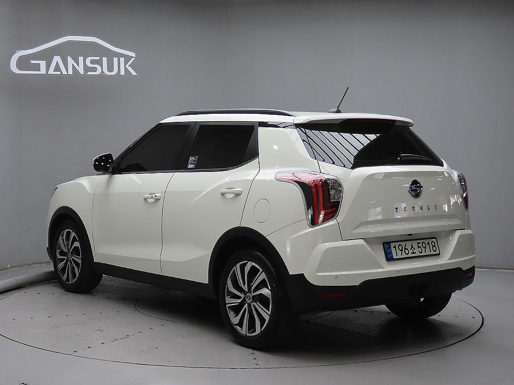 Ssangyong Tivoli - Vista 5