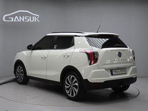 Ssangyong Tivoli - Vista 6