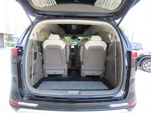 KIA Carnival - Vista 10